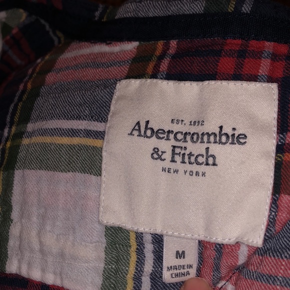 Abercrombie & Fitch size M button down - Picture 3 of 5